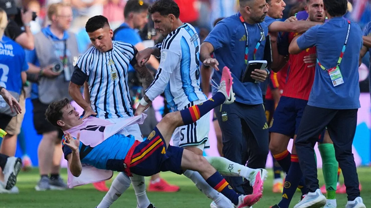 FIFA abre expediente disciplinario por incidentes en la final del Mundial 2026