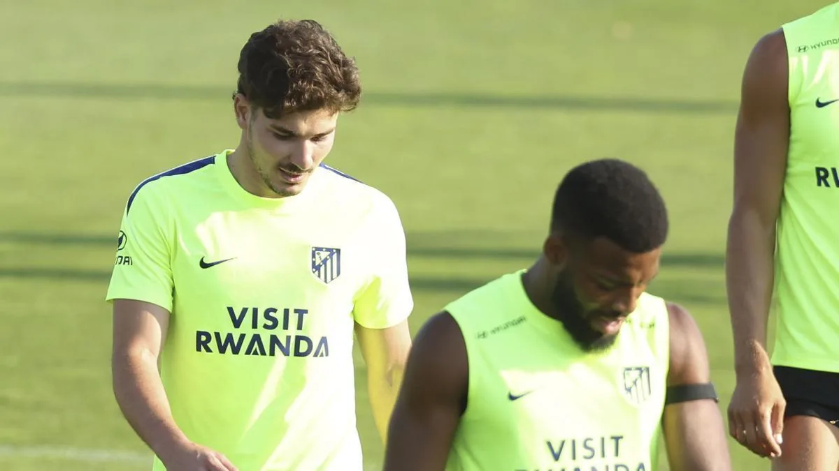 Madrid: Julián Álvarez no convocado para el debut liguero del Atlético