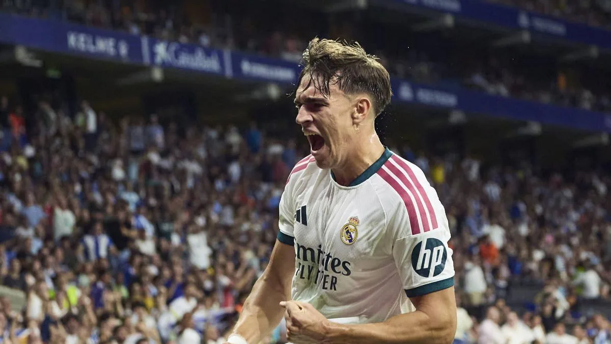 Carlos Espí marca en su debut oficial con el Real Madrid