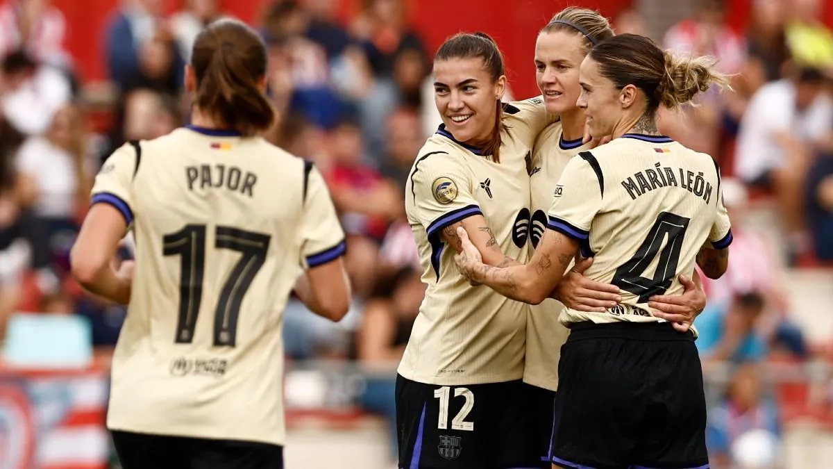 El Barça femenino celebra un gol contra el Atlético de Madrid