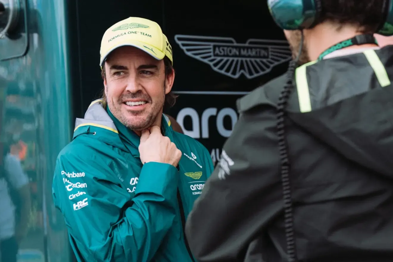 Alonso, en su box.